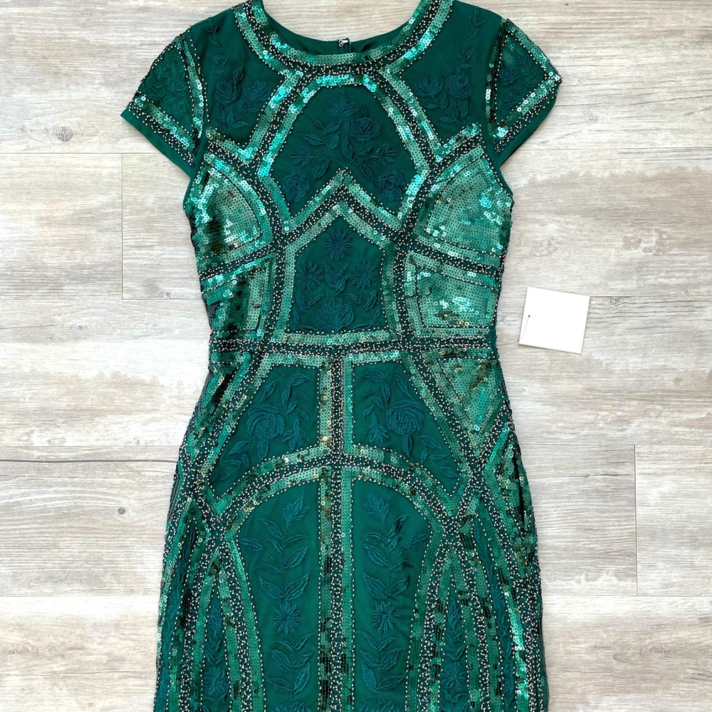 NWT Lulu’s Emerald Green Sequin Dress